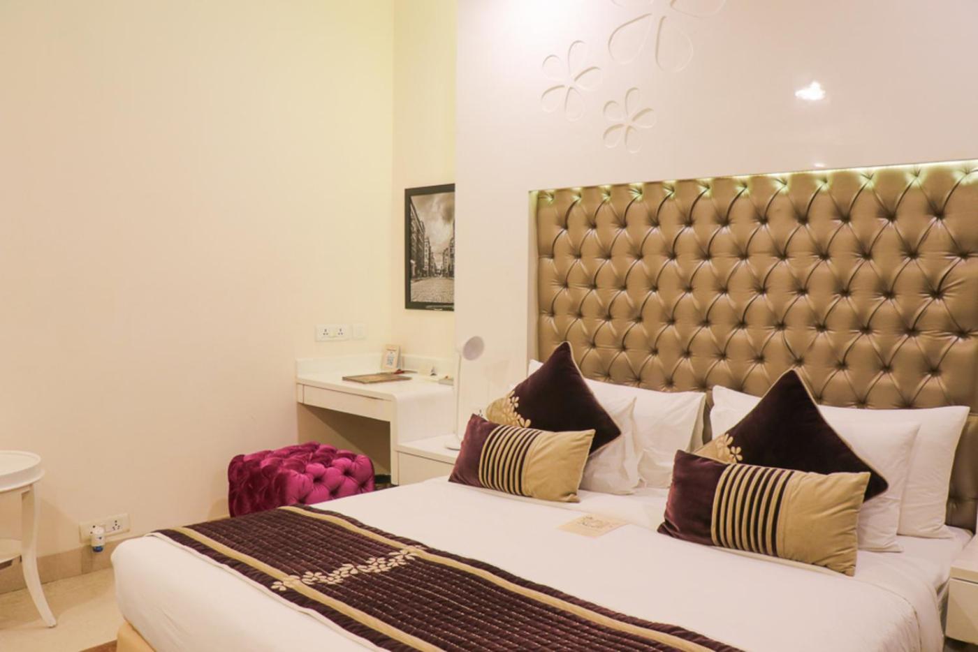 Hotel Eternity New Delhi Exterior photo