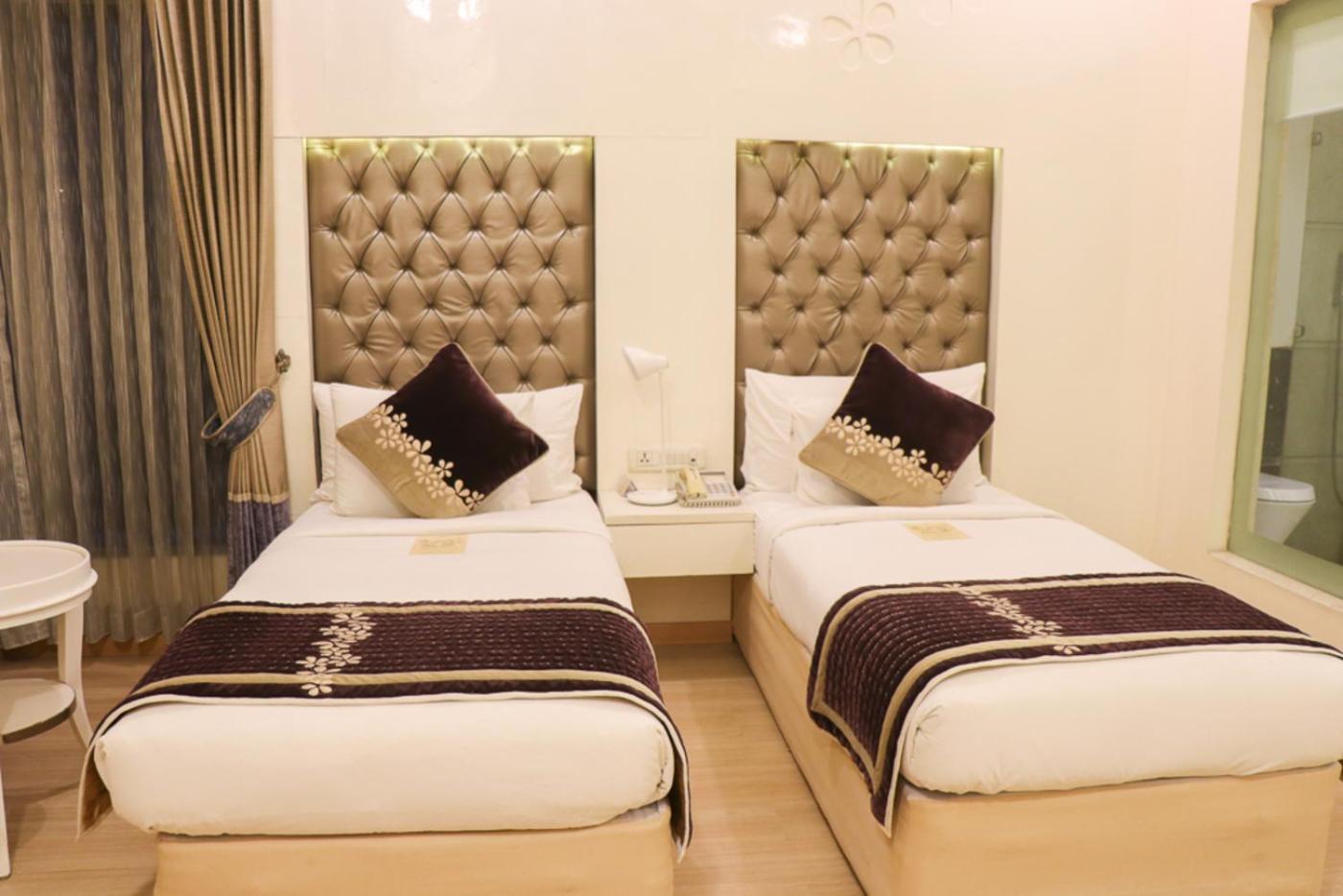 Hotel Eternity New Delhi Exterior photo